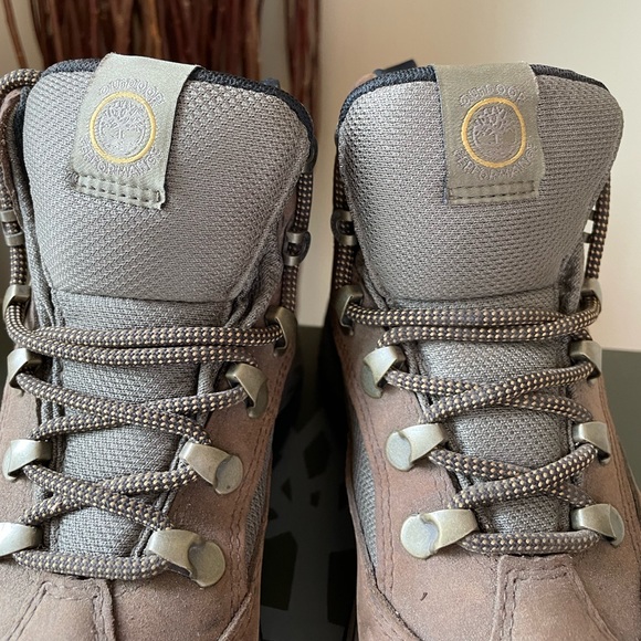 Timberland boots, color:brown,size:6 - Picture 4 of 4